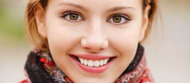Veneers as a cosmetic alternative to braces